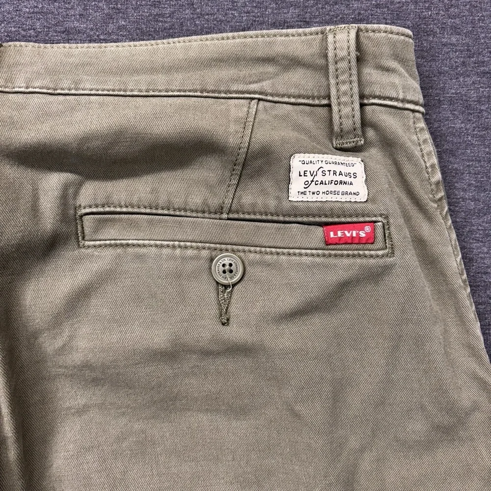 Levi's XX Chino Pants Mens 32x30‎  Standard Taper Olive Green Stretch Workwear